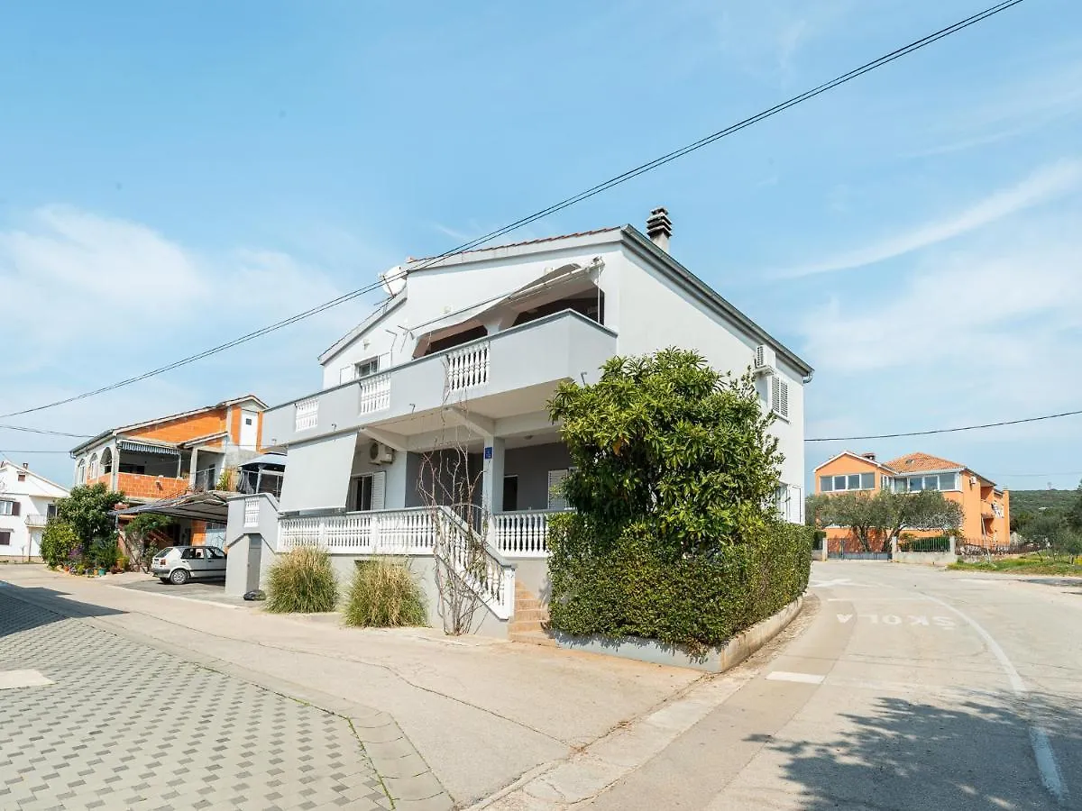 Holiday Home Bianca With Pool Sveti Petar