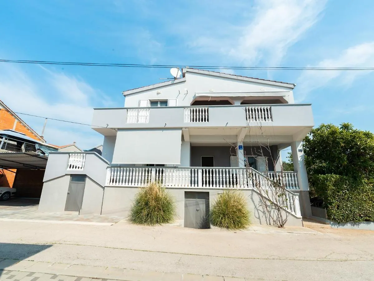 Holiday Home Bianca With Pool Sveti Petar